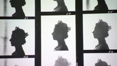 Silhouette of the Queen