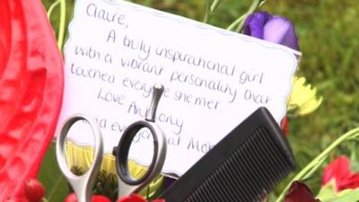 Message and bouquet with scissors