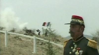 Man dressed up as an army officer from the Battle of Puebla