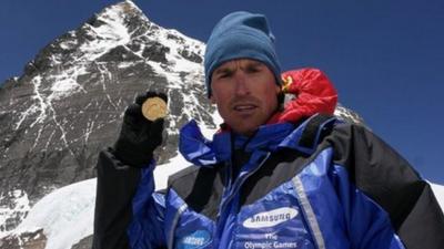 Kenton Cool with Olympic gold medal on Everest