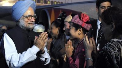 Indian Prime Minister Manmohan Singh arriving in Burma, May 27 2012