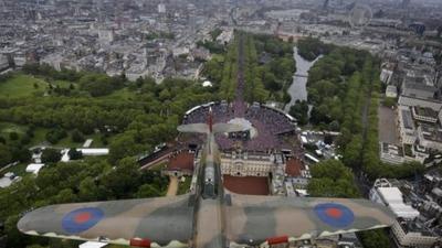 Plane taking part in the Jubilee flypast over Buckingham Palace