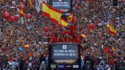 The Spanish national football team parades on July 2, 2012 in Madrid