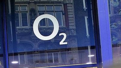 O2 logo