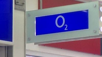 O2 shop sign