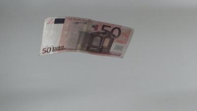 Floating money 50 Euros