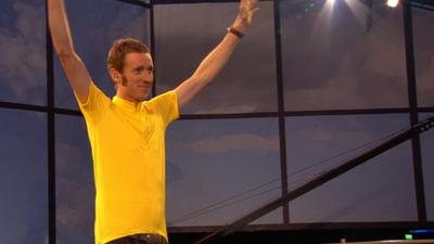 Bradley Wiggins starts the London 2012 Opening ceremony