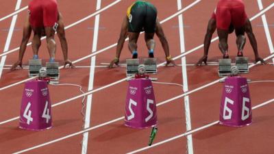 Bottle thrown on track at 100m start