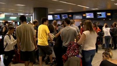 Queues at Rome Fiumicino airport