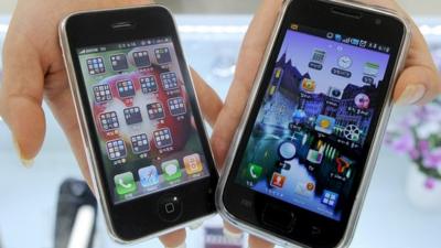 Apple iPhone and Samsumng Galaxy phone