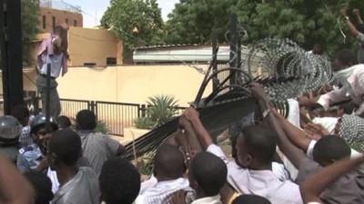 Protesters in Khartoum outside German embassy