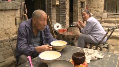 Niu Yubiao and his wife must fend for themselves