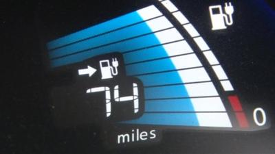 Electric car fuel gauge