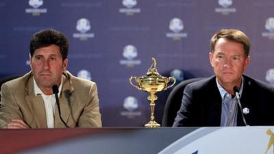 (L-R) Europe captain Jose-Maria Olazaba and US captain Davis Love III