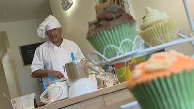 John Pienaar making cakes