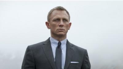 Daniel Craig