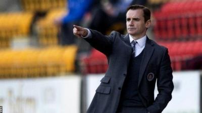 St Mirren manager Danny Lennon