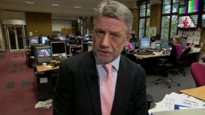 Neil Wallis in newsroom