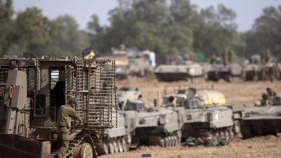 Israeli tanks near border with Gaza Strip