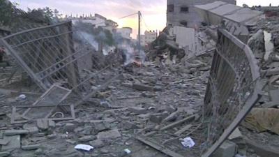 Israeli planes bomb the office building of Prime Minister Ismail Haniyeh.