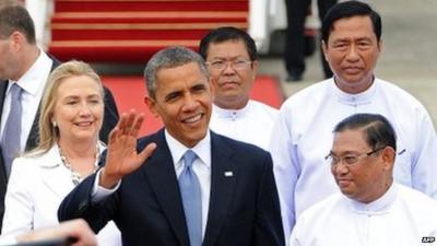 US President Barack Obama and Secretary of State Hillary Clinton arrive in Rangoon on 19 November 2012