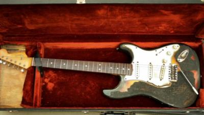 Black Fender Strat