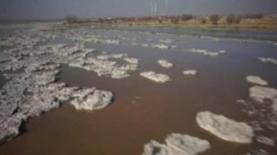 Ice chunks on China's Yellow River