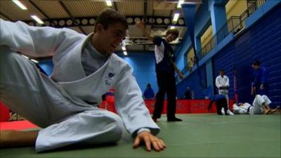 A potential Paralympian tries out judo