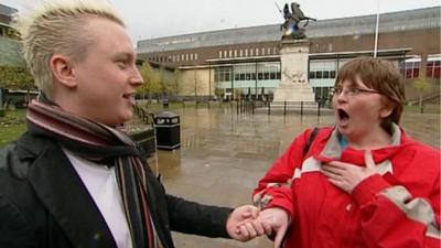 Kennedy demonstrates 'cold reading'