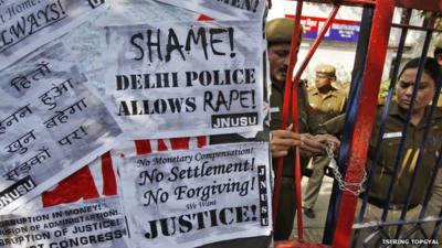 Anti-rape slogans in Delhi