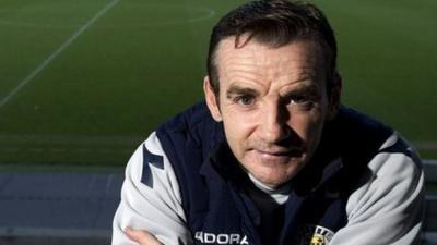 St Mirren manager Danny Lennon