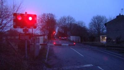 Sandy Lane level crossing