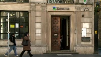 A Lloyds TSB branch