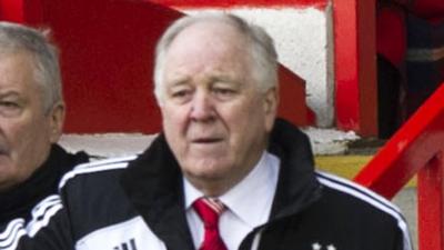 Aberdeen manager Craig Brown