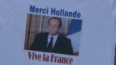 T-shirt with picture of Francois Hollande