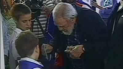 Fidel Castro voting