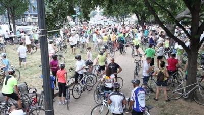 Cyclists on a ride organised in Washington DC by bike store Bicycle Space