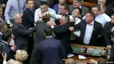 Fighting in Ukraine parliament