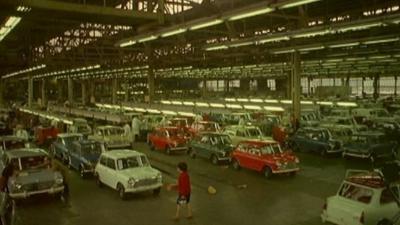 Minis at Plant Oxford in Cowley in the 1960s