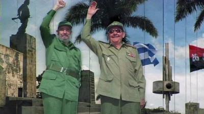 Poster of Fidel and Raul Castro