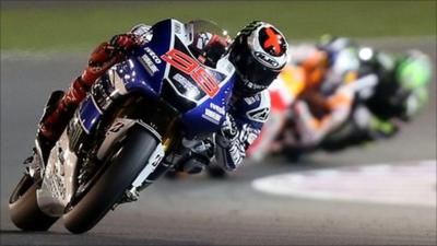 Jorge Lorenzo leads in Qatar