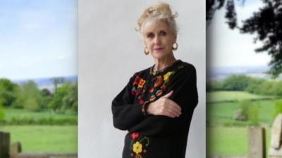 Anita Dobson