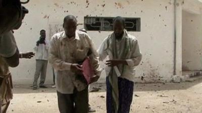 Man apparently wounded, leaving Mogadishu courthouse