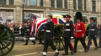 Gun carriage carrying coffin