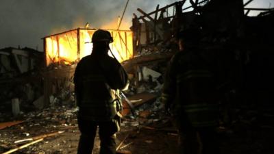 Firefighters at scene of fertiliser plant explosion near Waco, Texas