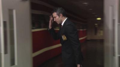 Van Persie goes to wrong dressing room