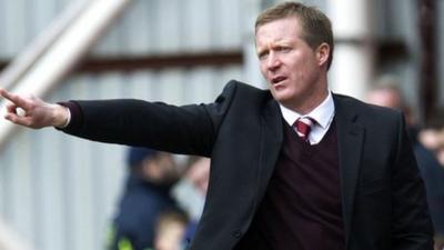 Hearts manager Gary Locke