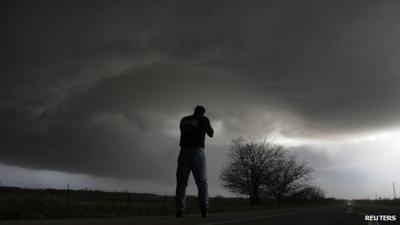 Huge tornado hits Texas