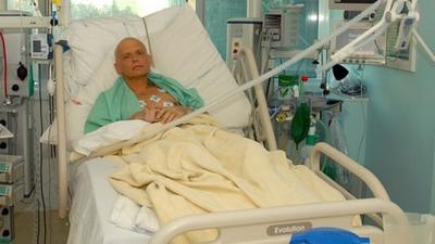 Alexander Litvinenko in hospital before his death in 2006