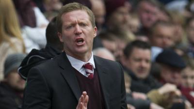 Hearts manager Gary Locke